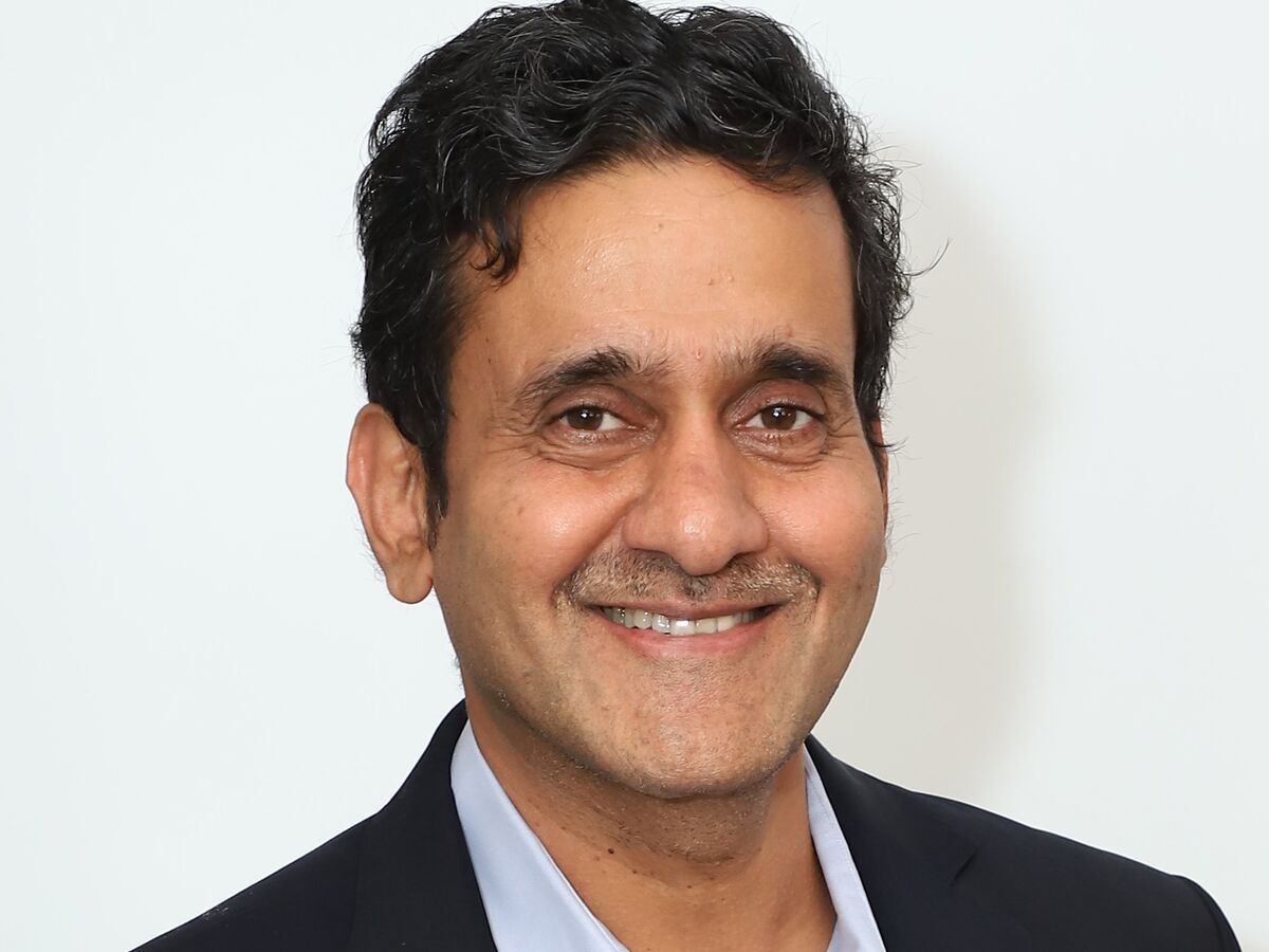 Billionaire Nirmal Jain Hiring 60 Bankers for India Wealth Boom