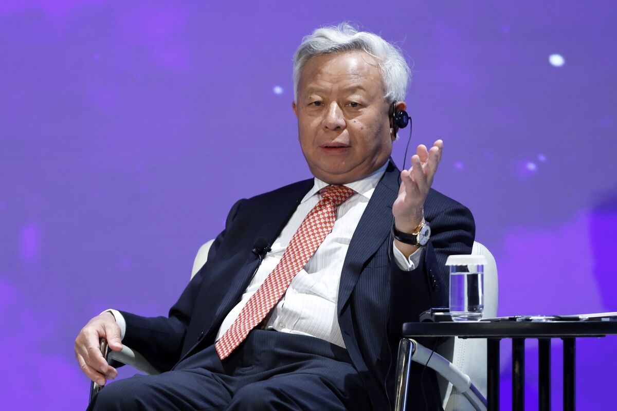AIIB's Outgoing President Stresses Openness to Global Partners