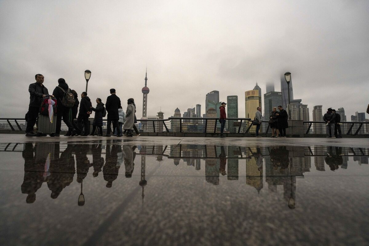 China's $11 Trillion Stock Market Is a Headache for Both Xi and Trump