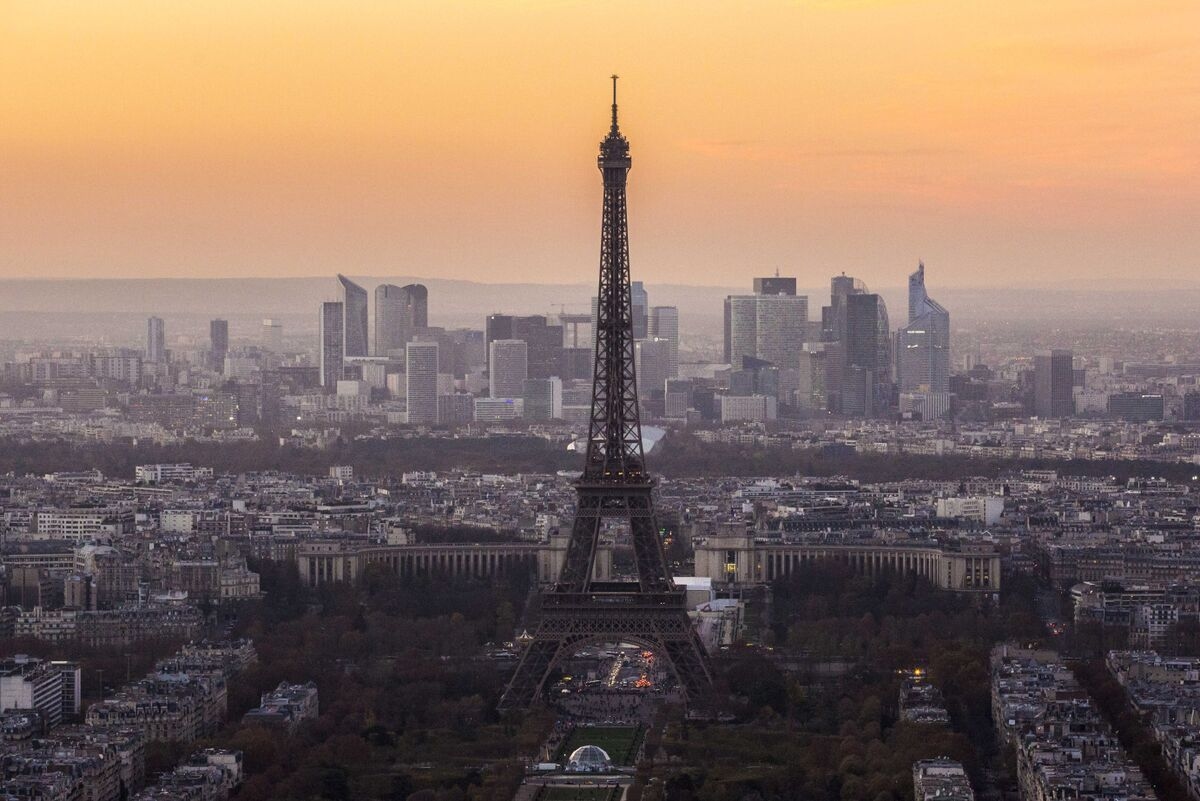 Wall Street Banks Drawn Into Widening French Dividend Tax Audits