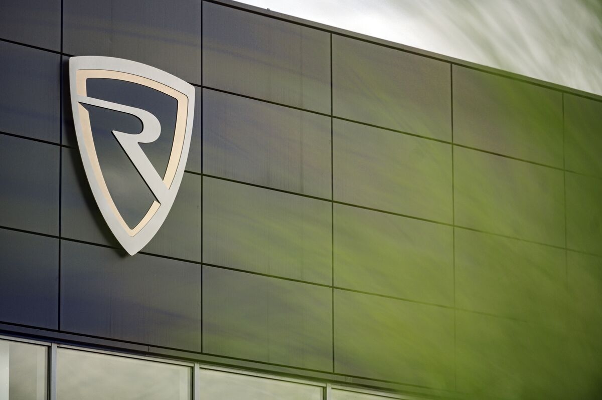 Rimac Mulls Buying Porsche's Stake in Hypercar Joint Venture Bugatti
