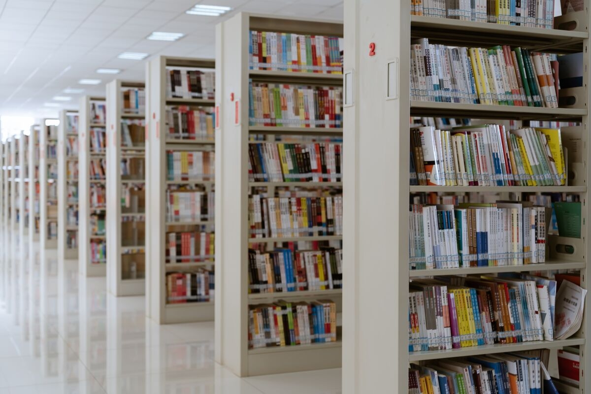 Academic Publishers Sign AI Deals as Trump Cuts Research Funding