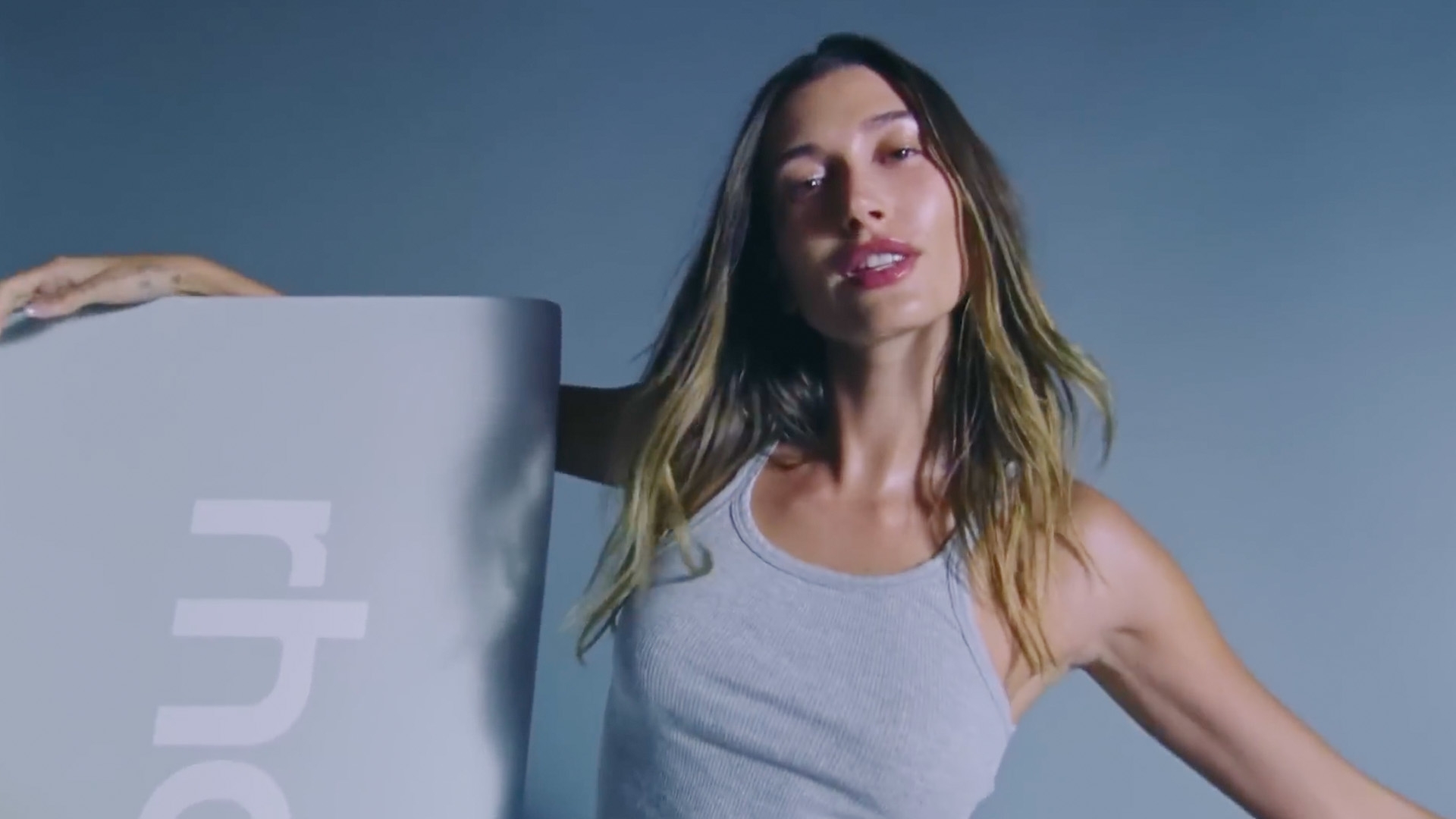 Mandy on $1B Dollar to buy Hailey Bieber's Rhode Brand