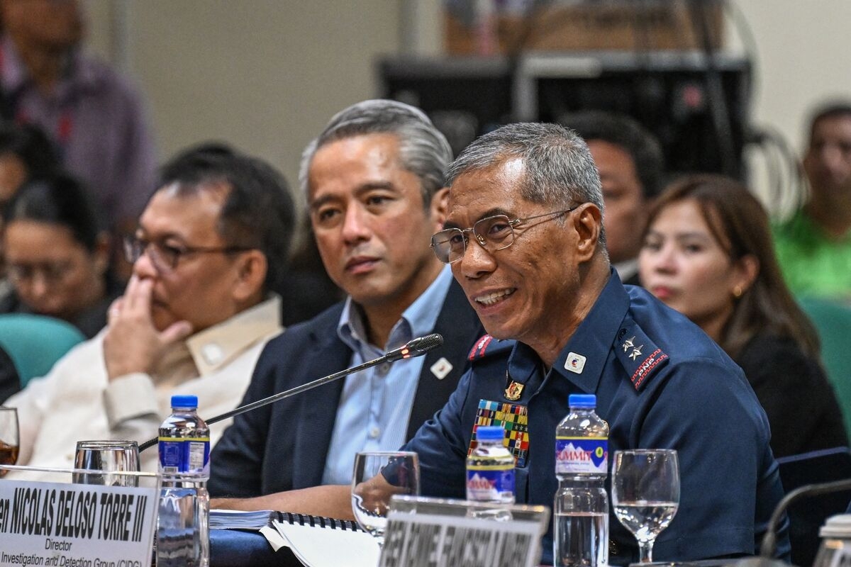Marcos Promotes Police Officer Who Led Duterte Arrest
