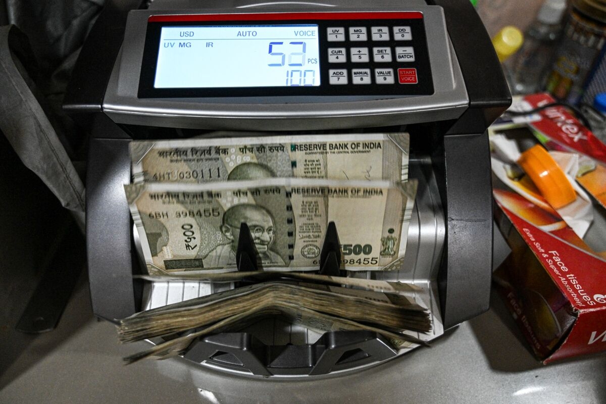 India Rupee at Three-Month Low as Oil Spikes on Mideast Conflict