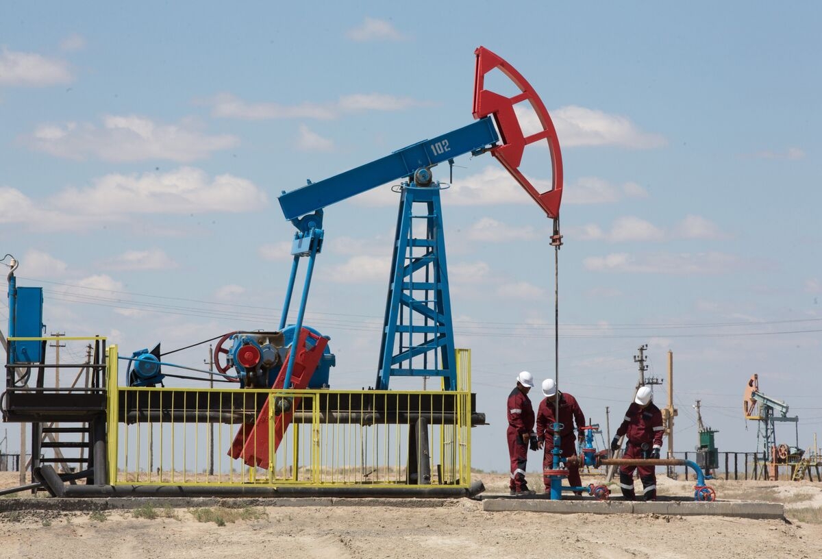 Kazakhstan Weighs Options to Fulfill Its OPEC+ Cut Obligations