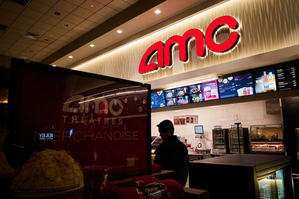 AMC Theaters to Run Even More Commercials Before Movies Play