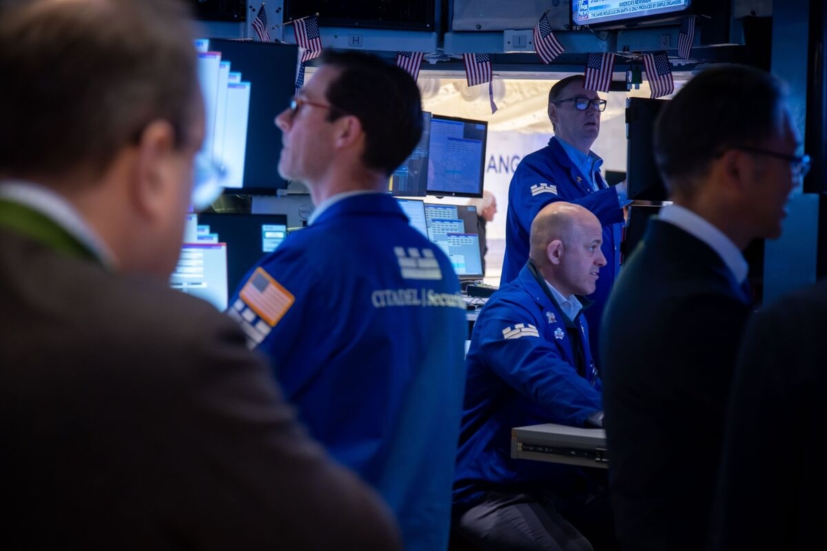 Bad Week for Wall Street's Old Guard as Crypto Burns the Haters