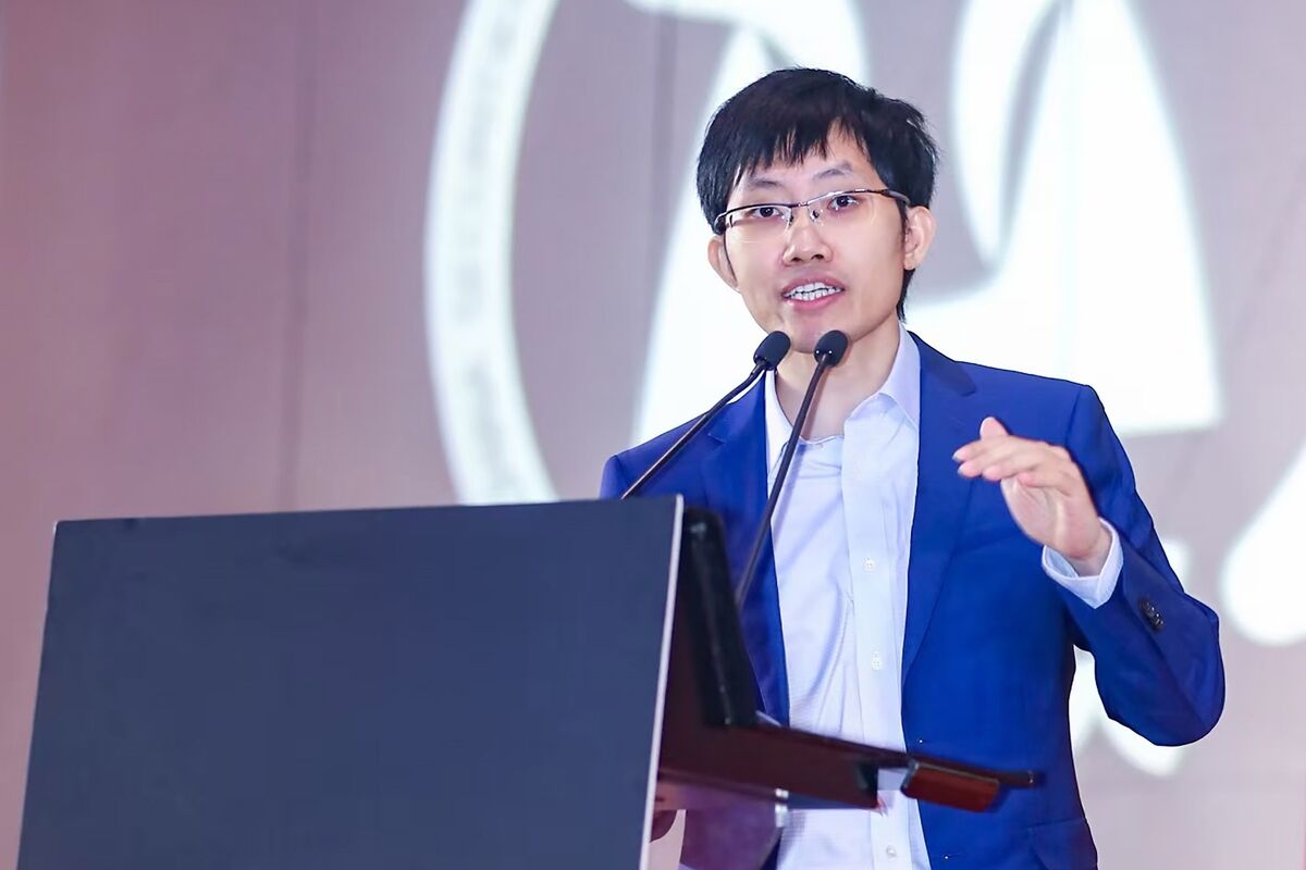 Who Is the Mysterious Founder of China's DeepSeek?