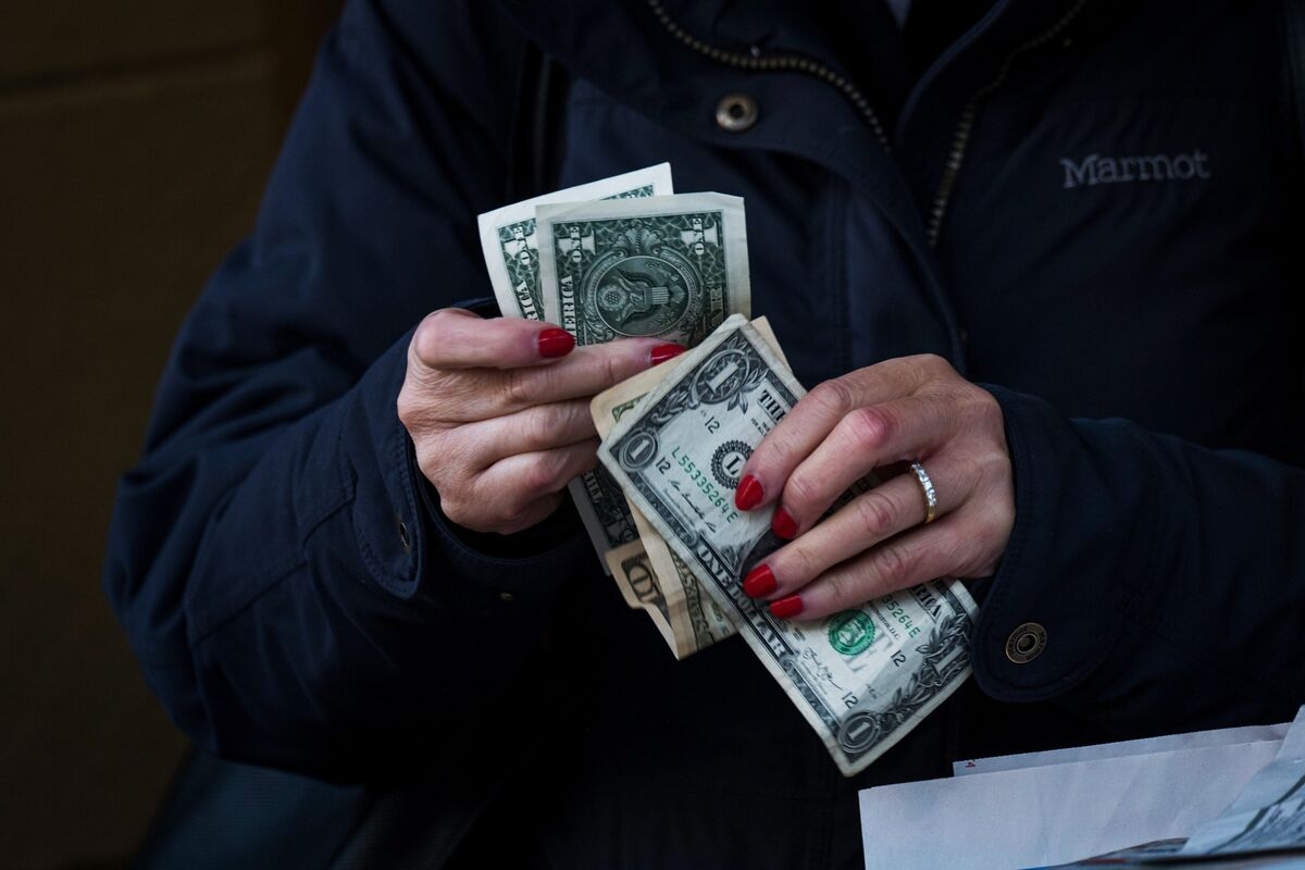 What to Do With Your Money Right Now as Tariffs Reshape Markets
