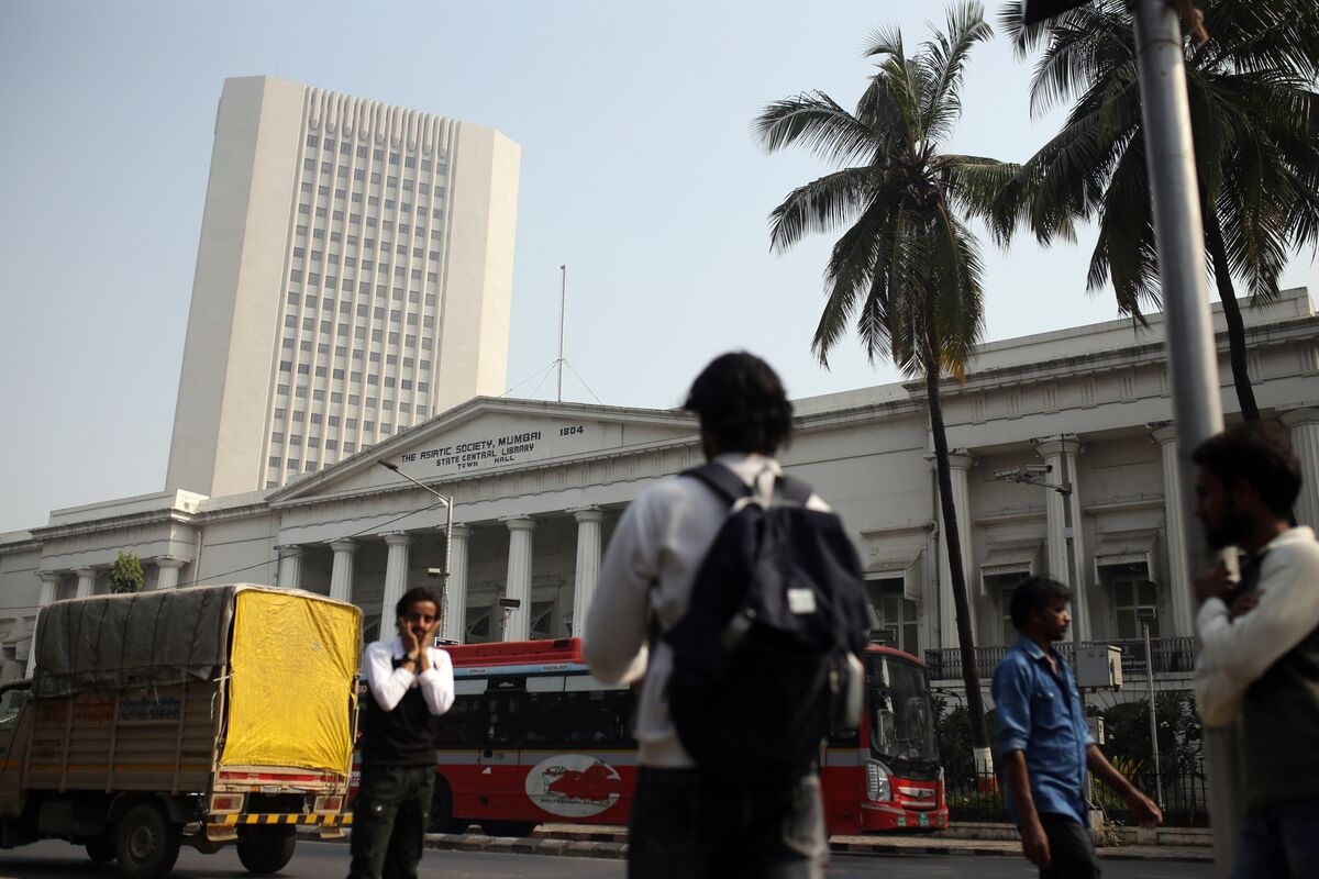 India Bond Rally to Spread on Deeper Easing, ICICI Prulife Says