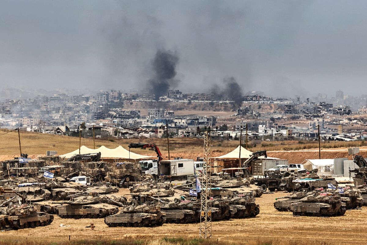 Israel Starts Gaza Escalation, Sees Movement in Hostage Talks