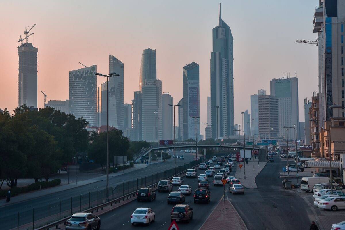 Kuwait Stocks Outshine Gulf Peers as Ruler Pushes for Reforms
