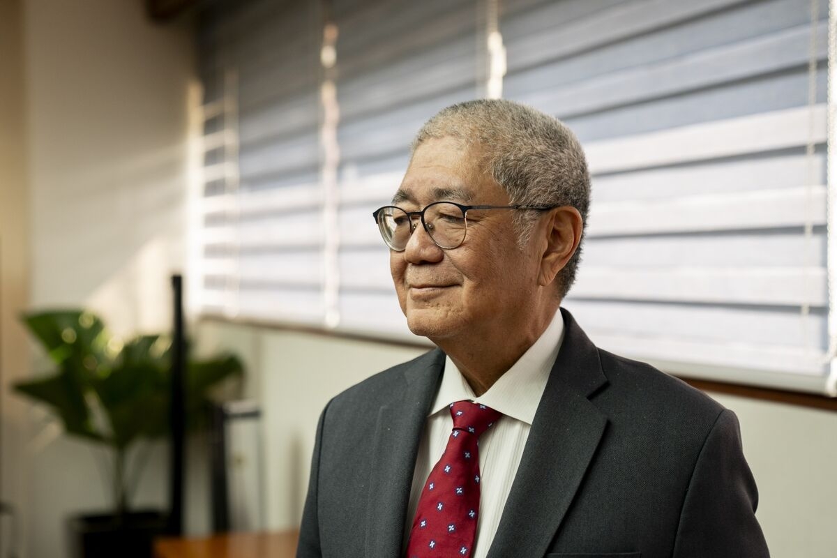 Philippine Central Bank Chief Eyes Rate Cut After Tepid Growth