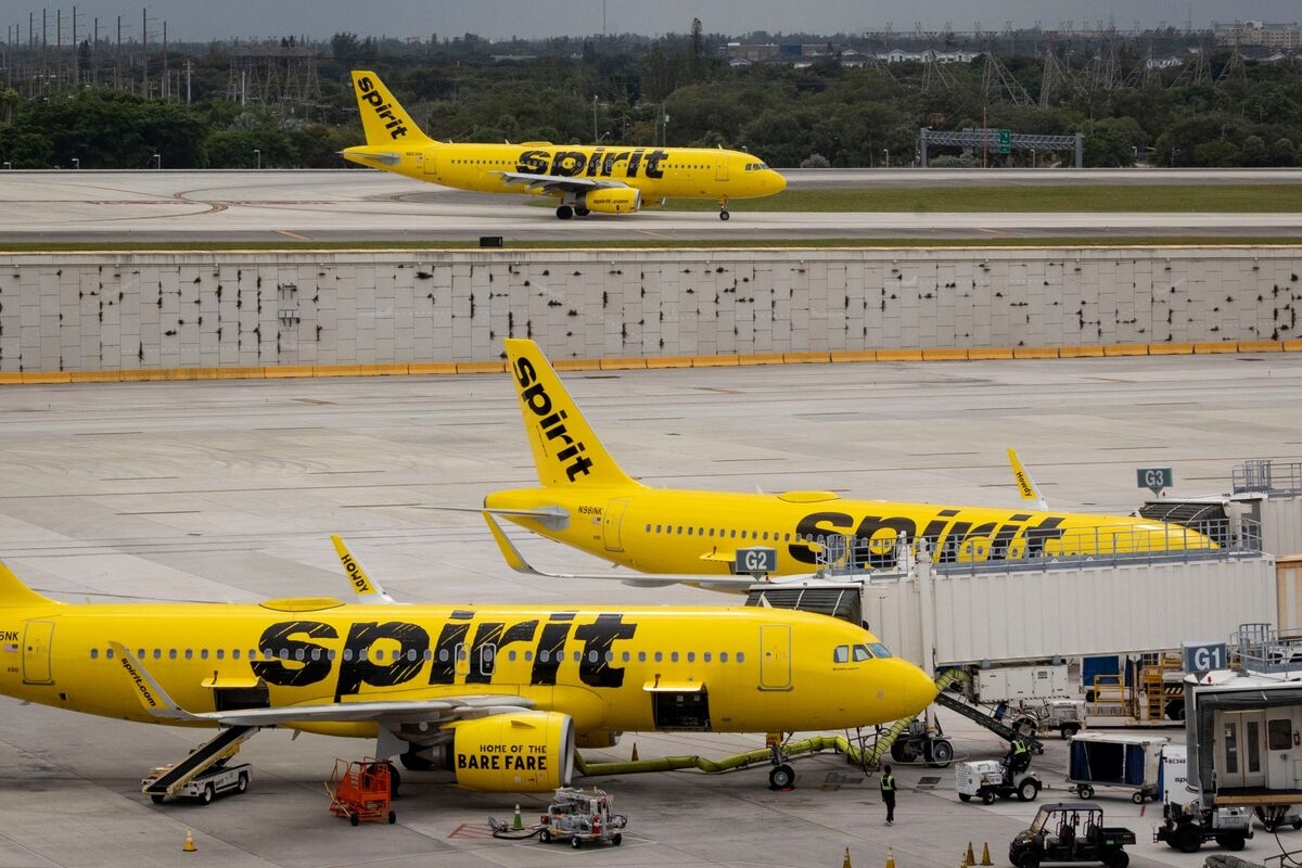 Spirit Airlines Ailing From Costs Missed in Quick-Fix Bankruptcy