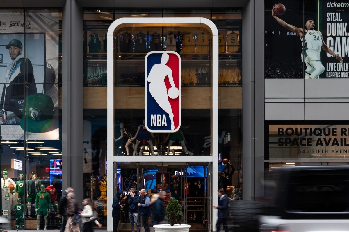 NBA in Talks With European Football Owners to Back New Basketball League