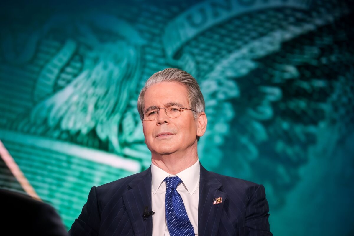 Bessent Says US Will Never Default as Congress Faces Deadline