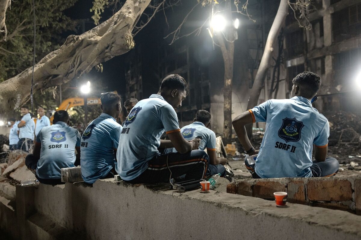 Dead Bodies, Mangled Luggage, Debris Haunt Rescuers at Air India Crash Site