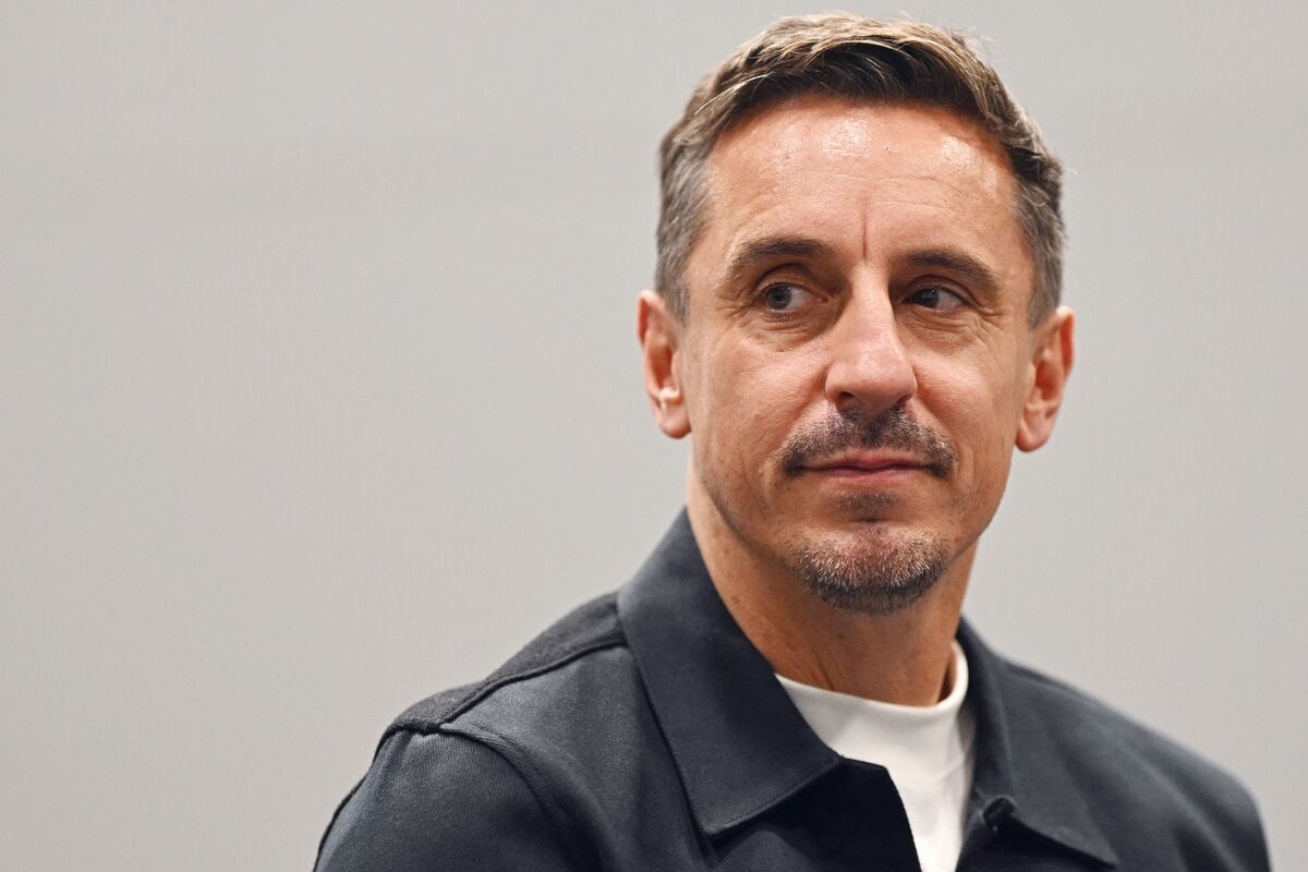 Neville Says US Investors to Keep Buying English Football Clubs