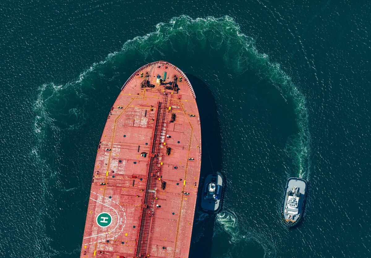 Zombie Oil Supertanker in China Points to Iran Trade Workarounds