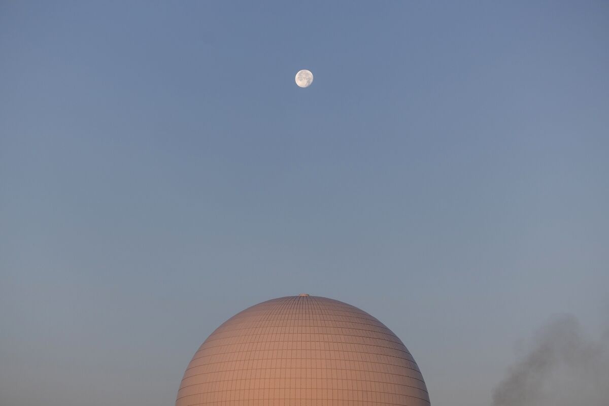 The Race to Shrink Reactors and Grow Nuclear Power