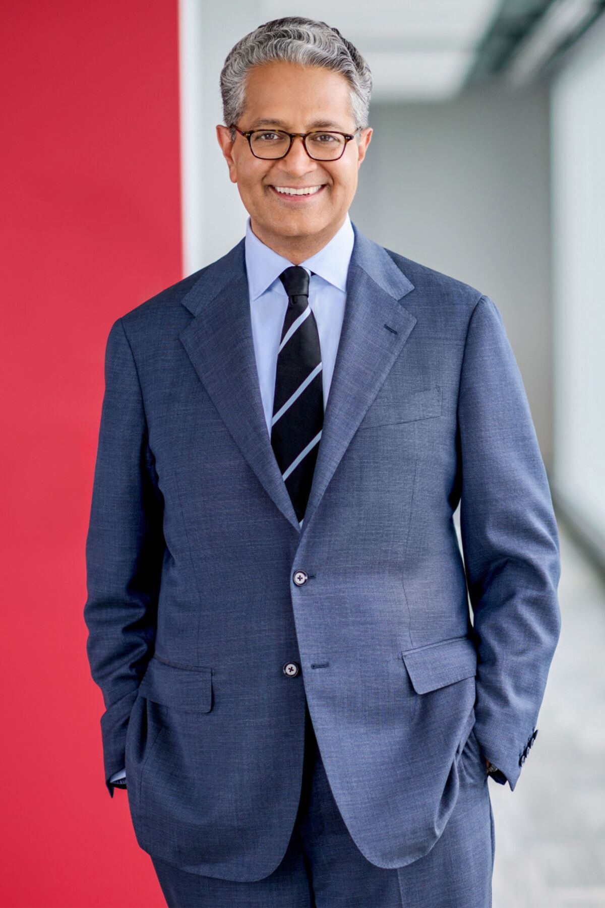 At Vanguard, the Man From BlackRock Ushers in a Quiet Revolution