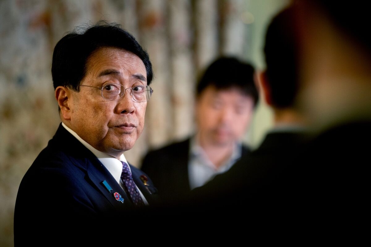Japan's Akazawa Reportedly Mulls Return to Washington This Week