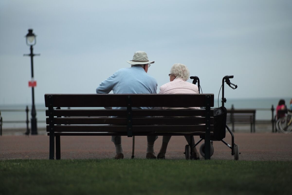 European Pension Funds May Drive Fierce Dollar Selling, Says BNP