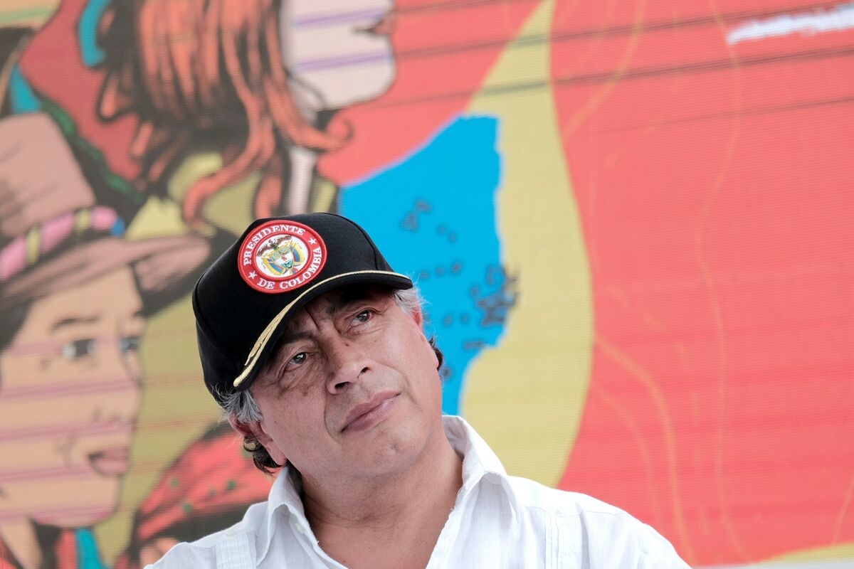 Colombia to Put Petro's Failed Labor Reform Directly to Voters