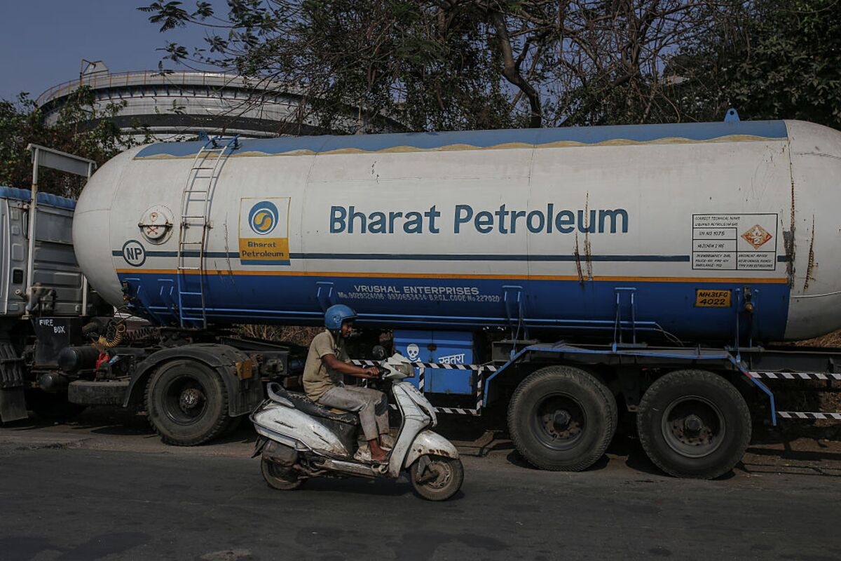 The Oil Market Has a Bigger Problem Than a Slowing China