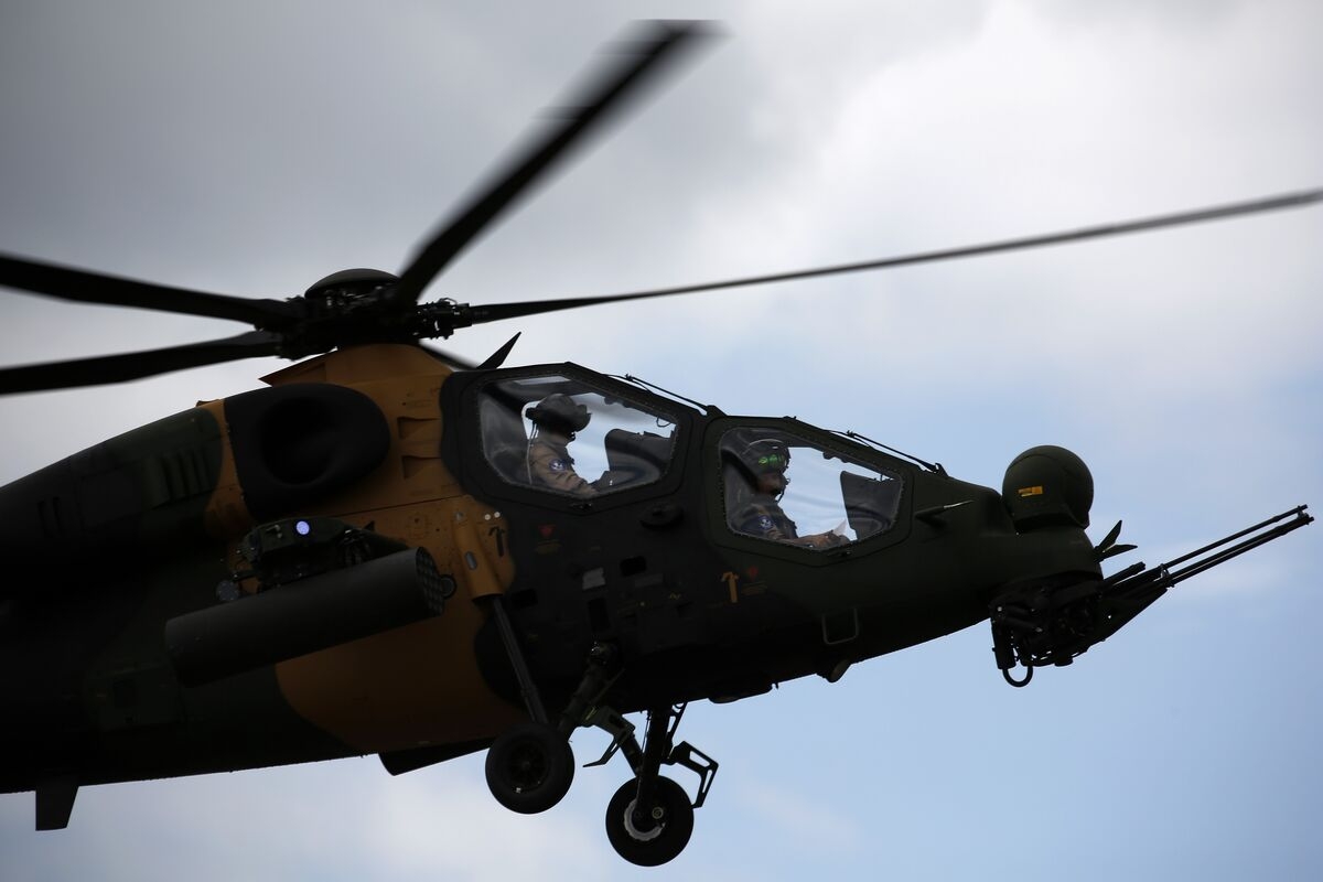 Turkey Said to Supply Somalia's Military With Combat Helicopters