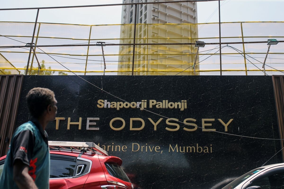 Shapoorji Gets RBI Waiver Averting Higher Yield on Private Debt