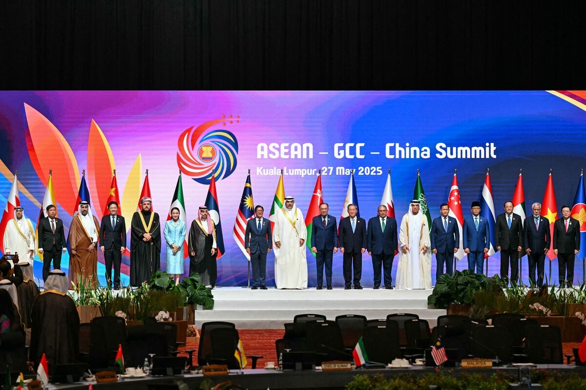 China Calls on Asean, Gulf States to Create ‘Big Market'
