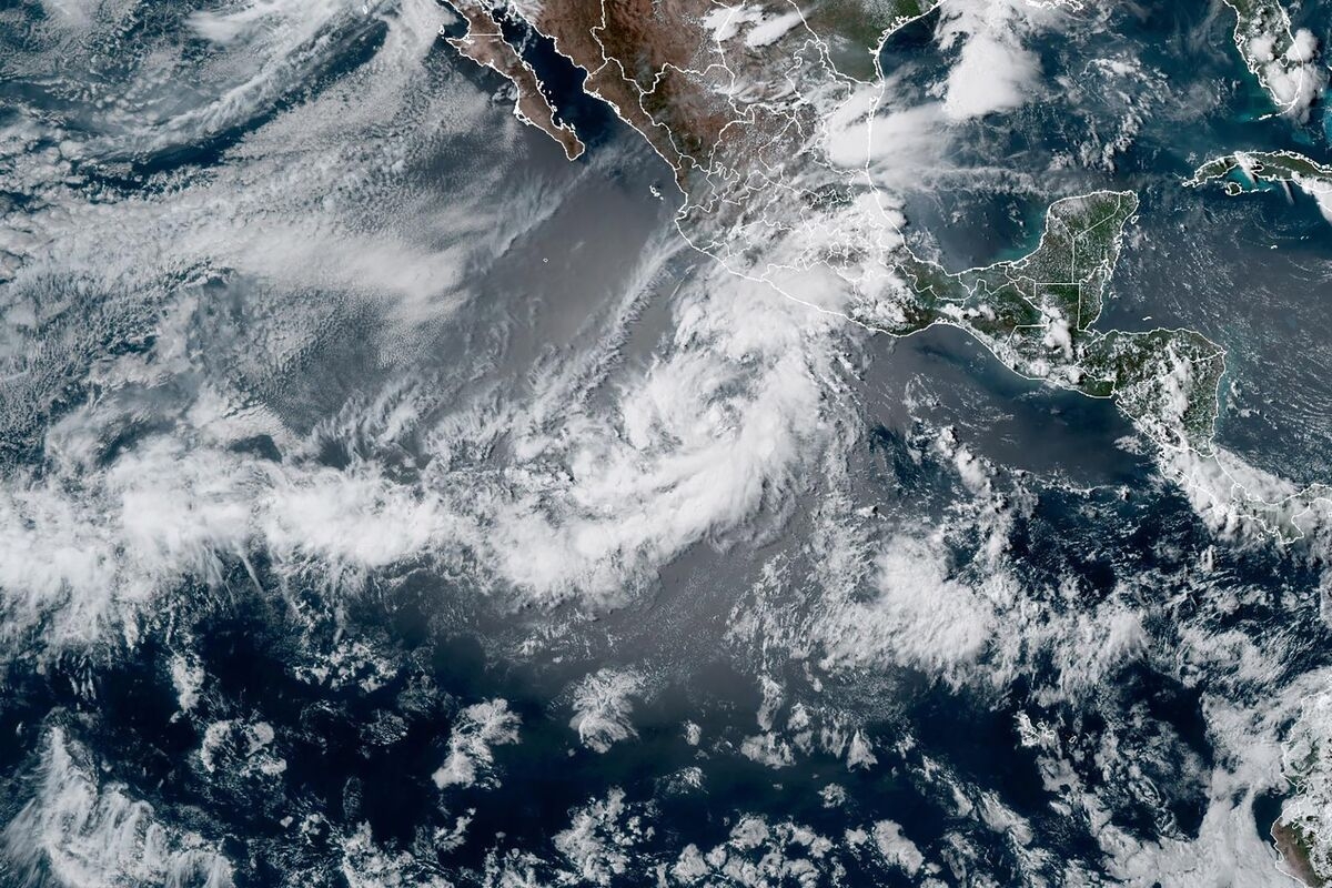 Tropical Depression in Pacific Is Heading Toward Baja, California