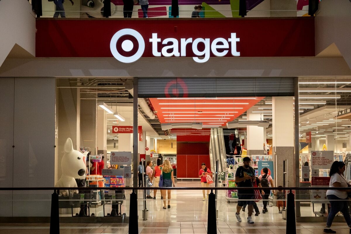 Target Follows Walmart in Testing Digital Locks on Store Shelves