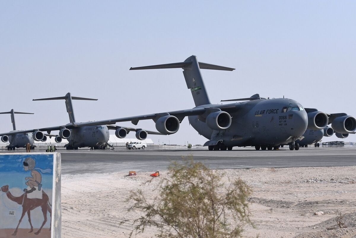 Qatar Suspends Air Traffic; US, UK Urge Citizens to Shelter