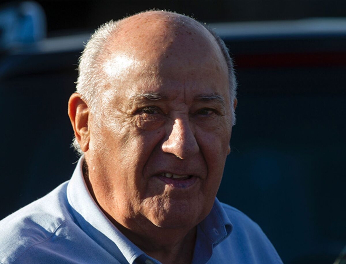 Zara's Ortega Buys €250 Million Blackstone Building in Barcelona