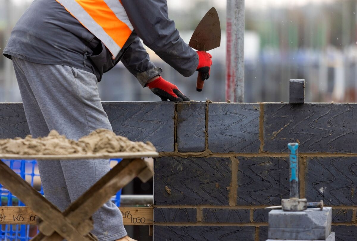 Marshalls Sees Dim Prospects for UK Housing Market Recovery