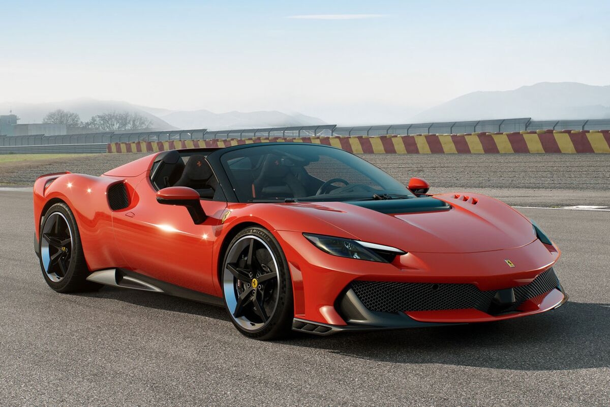 Ferrari Unveils €400,000-Plus Hybrid Supercars for Collectors