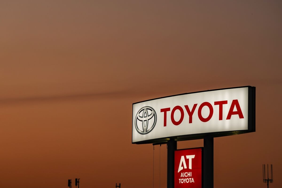 Toyota Industries Shareholders Question Buyout at Annual Meeting