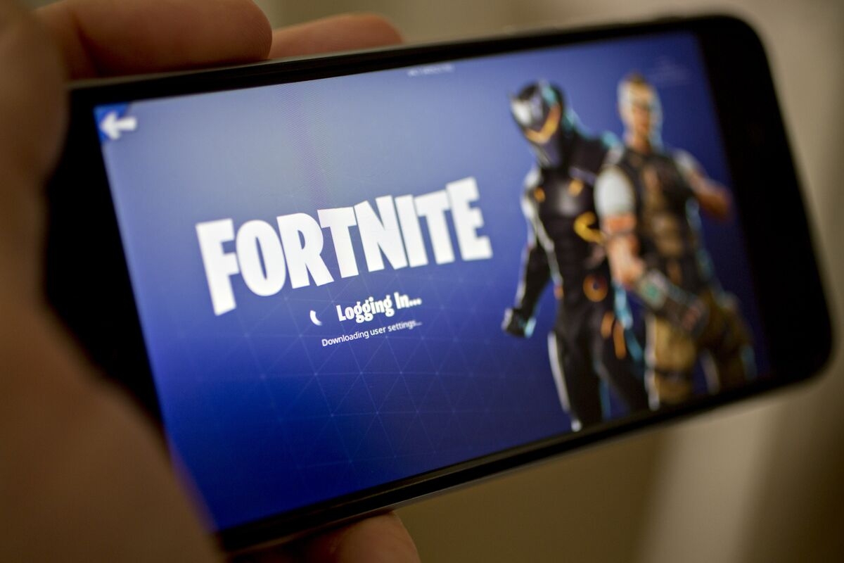 Apple Denies Blocking ‘Fortnite' From EU Stores in Epic Dispute