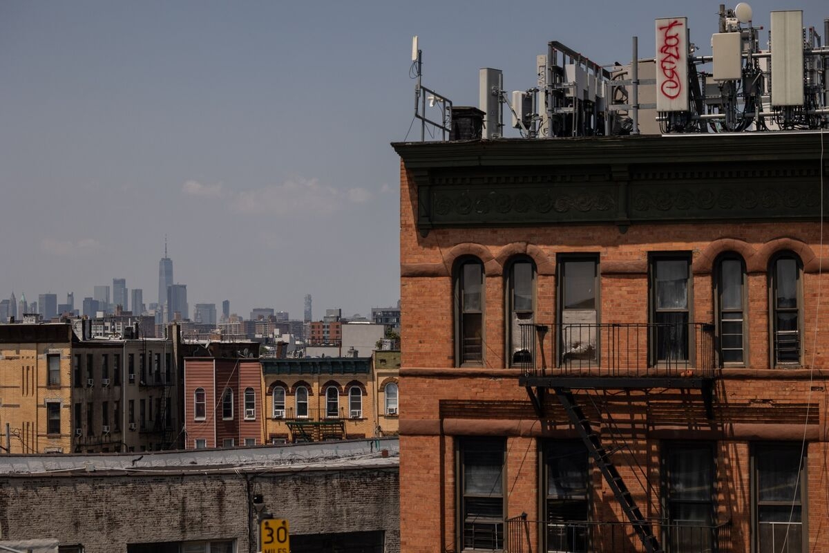 Judge Refuses to Block NYC Broker-Fee Law Set to Start June 11