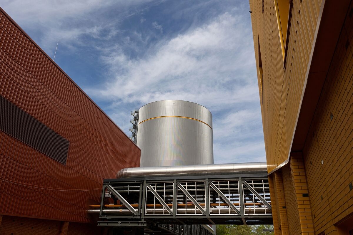 European Gas Erases Gains as US, Russia Plan Ukraine Truce Deal