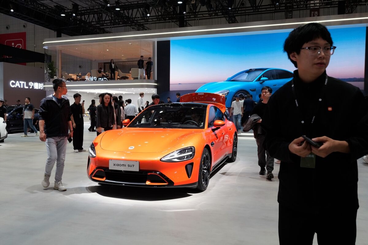 Xiaomi EV Sales Fall After Deadly Crash, False Advertising Claims