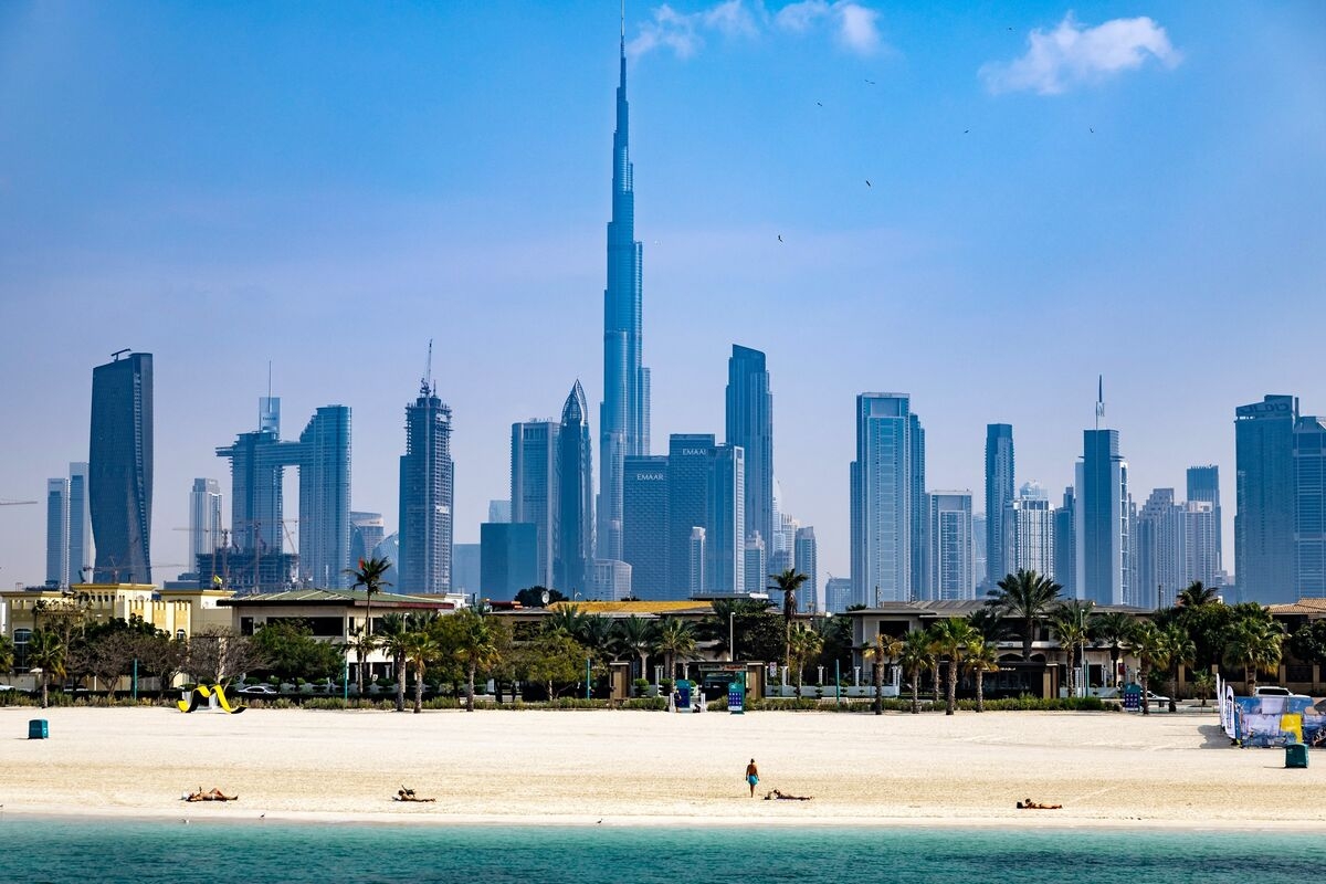 Billionaire Mittal Said to Buy ‘Beverly Hills of Dubai' Home