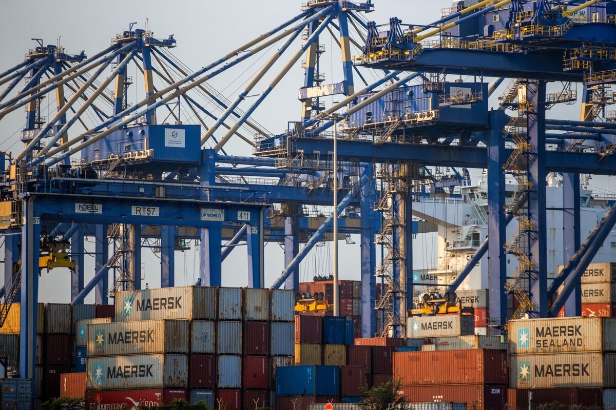 India Growth Firm as Export Orders Soar in June, Flash PMIs Show