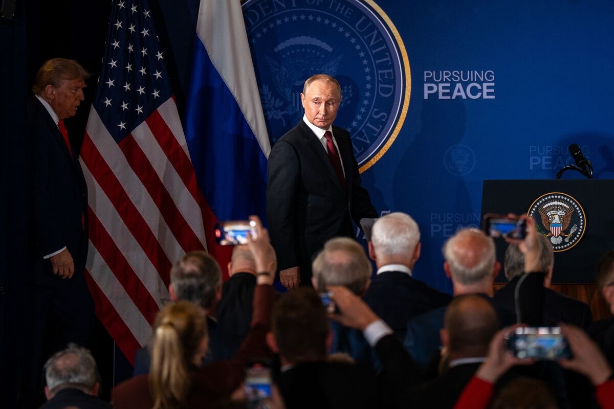 Switzerland Ready to Offer Putin Immunity as Part of Peace Talks