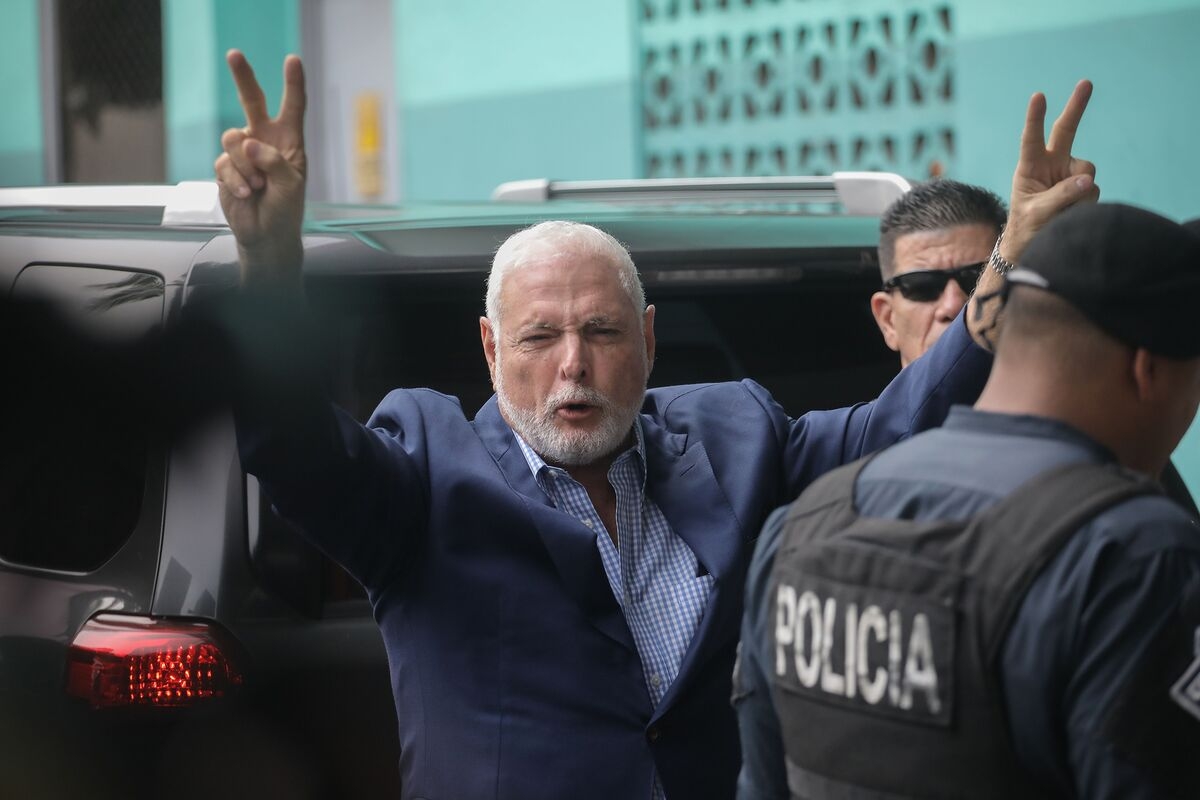 Colombia Grants Asylum to Former Panama President Martinelli