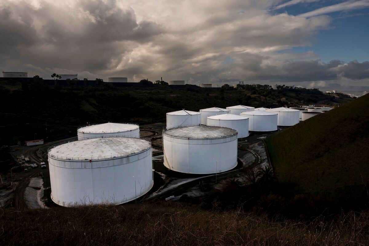 Top Parkland Holder Backs Sunoco Deal, Urges Others to Adhere