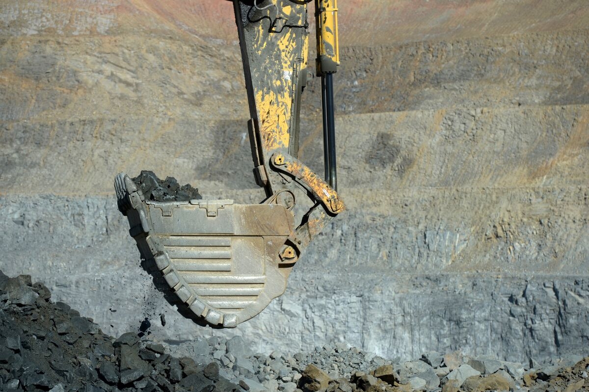 Sondakh's Rajawali Is Said to Put Sale of Indonesian Gold Miner Archi on Hold